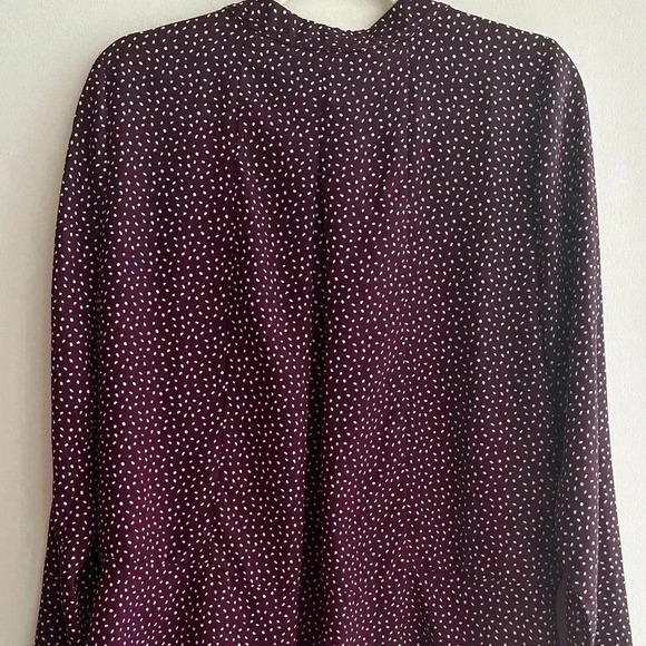 B Collection by Bobeau Purple and White Polka Dot Blouse, Size Medium - Picture 13 of 16